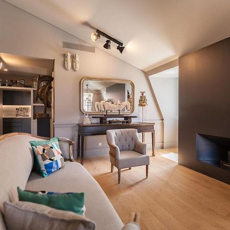 Flh Praca Rossio Exquisite Apartment With View ลิสบอน ภายนอก รูปภาพ